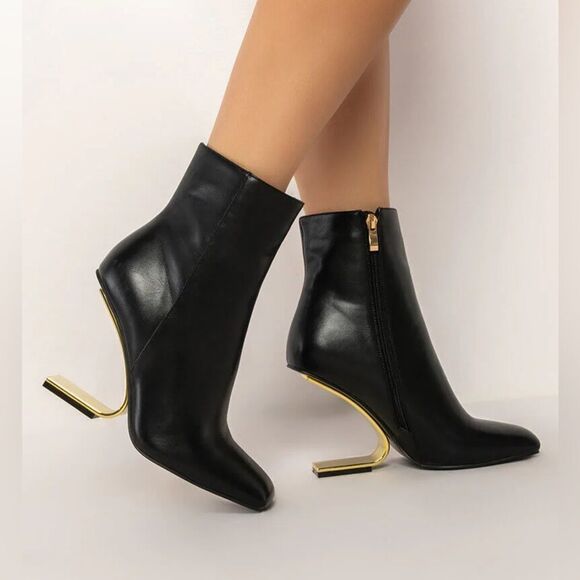 AZALEA WANG ARIANNA SMOOTH VEGAN LEATHER WEDGE BOOTIE sz 9 - Picture 1 of 10
